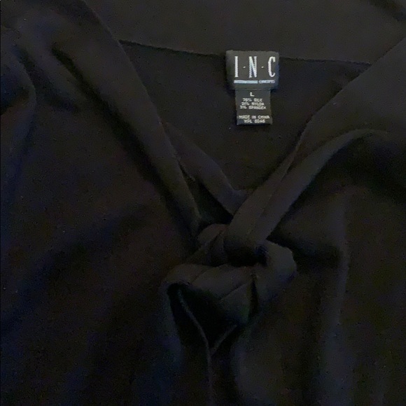 Black 3 quarter length sleeve top - Picture 3 of 3